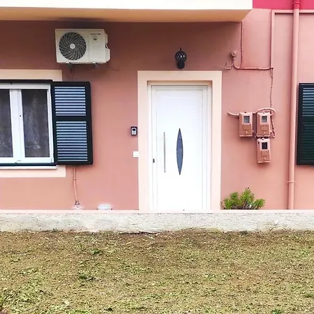 In An Olive Grove! Apartament